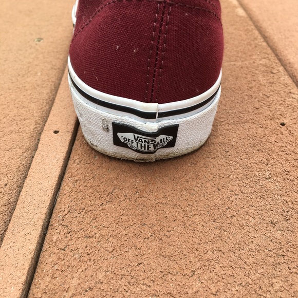 Vans maroon shoes - Picture 3 of 3